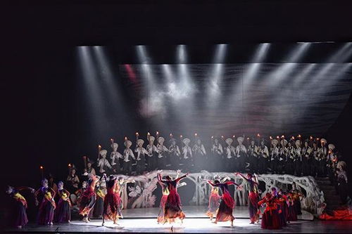 月光下的永恒歌謠——民族歌劇《小河淌水》首演側(cè)記